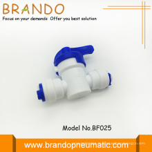 Purificateur de RO blanc Pom Off sur vanne manuelle